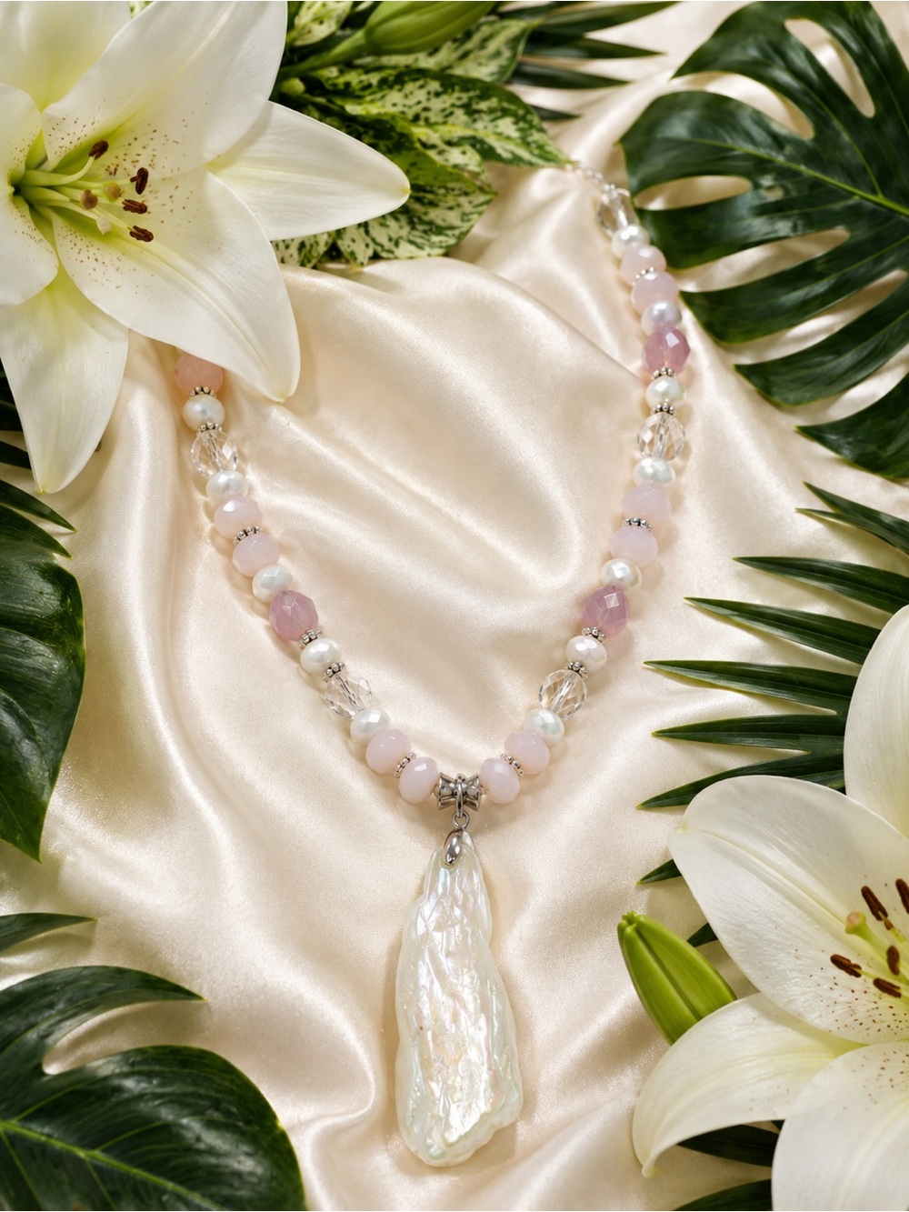 🆕😍🍁Handmade Pink Pearl & Mother-of-Pearl Aura Quartz Pendant Necklace